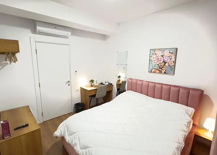 San Marco 1 Τίρανα